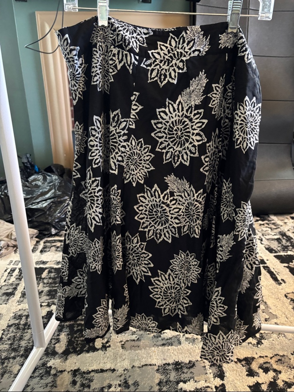 New York & Company Black A-Line Skirt with White Floral Motif
